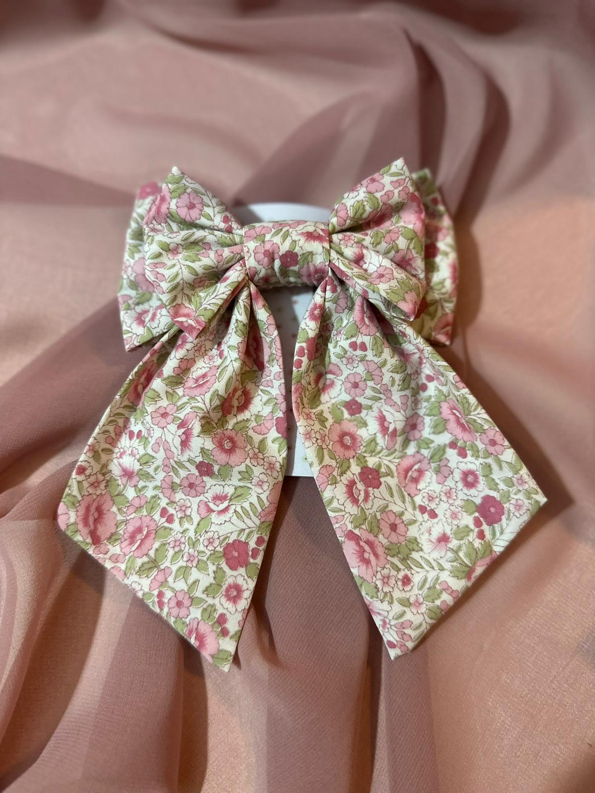 Helena - Bow clip
