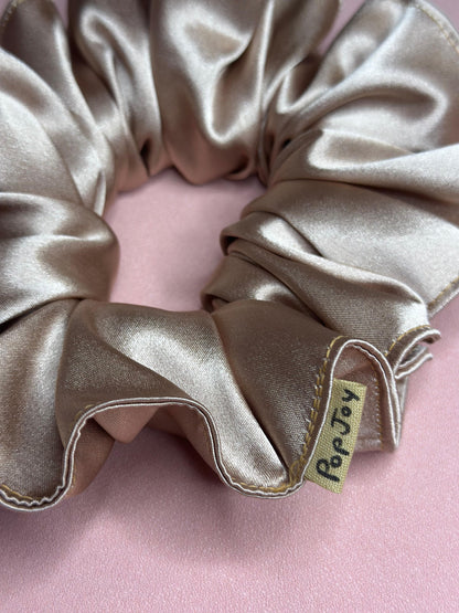 Lady - Satin Scrunchy