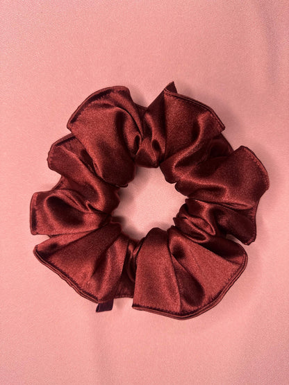 Lady - Satin Scrunchy