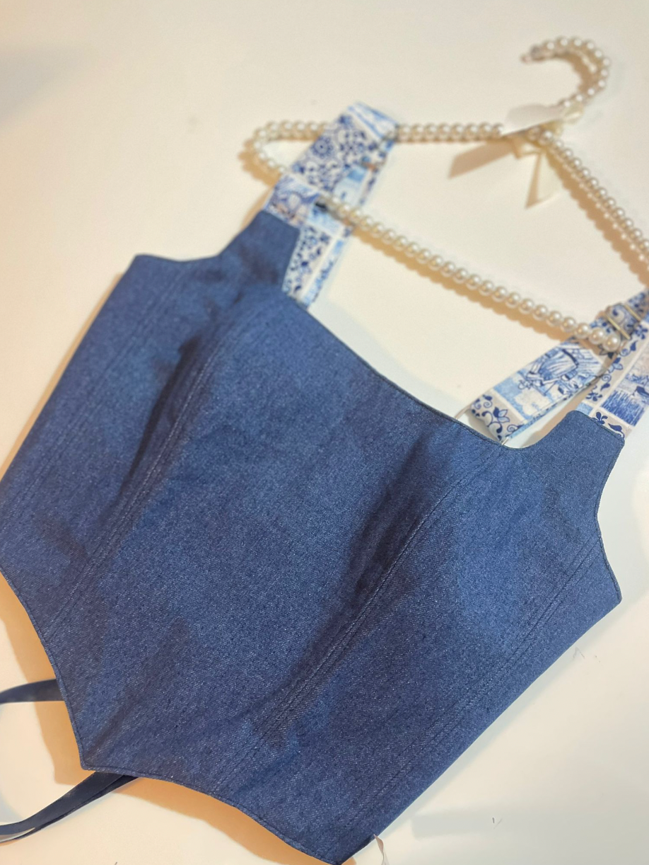 Manta - Reversible Corset Top (No more fabric)