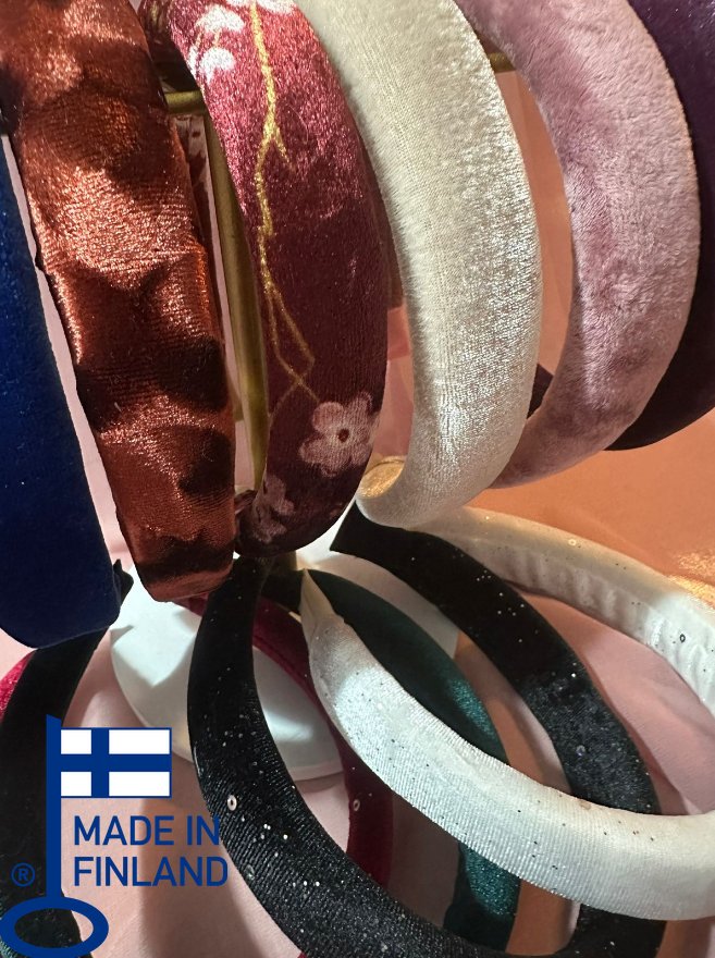 Ciselé - Velvet Headband — handmade hair accessory by PopJoy, Helsinki