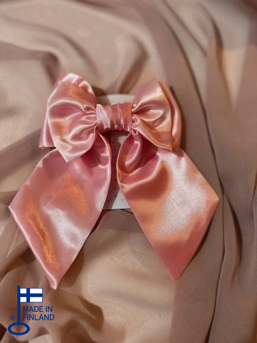 Helena - Bow clip — made in Finland — view 2