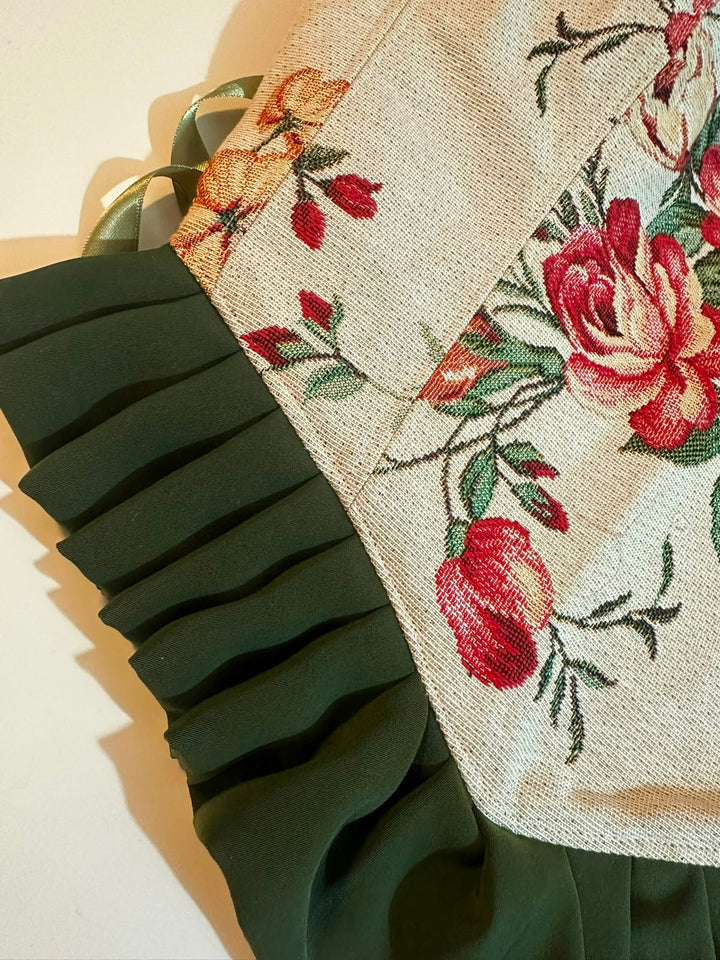 Ruffled Quanya — view 3