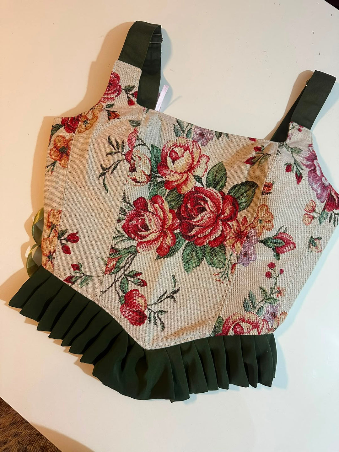Ruffled Quanya — view 2