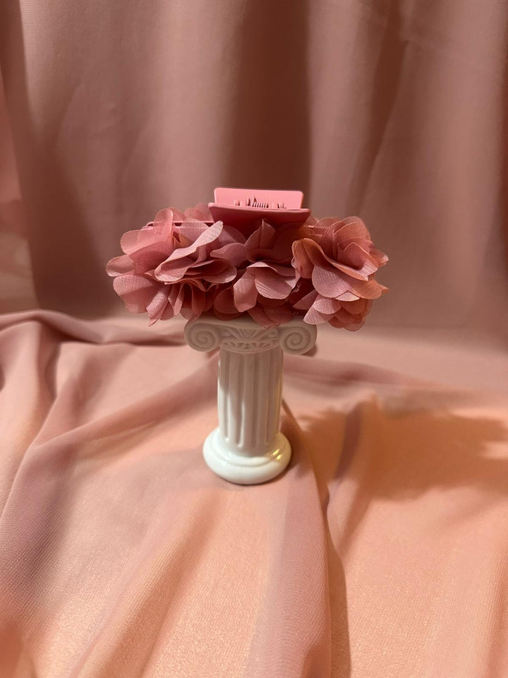 Zinnia - Flower Hair Claw — handmade by PopJoy in Helsinki, Finland
