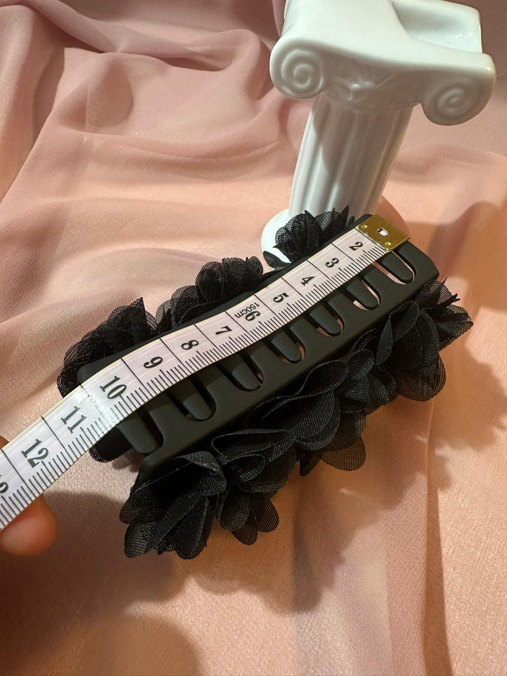 Zinnia - Flower Hair Claw — handmade by PopJoy in Helsinki, Finland